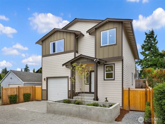 Property photo for 9245 Kelsey Lane Sw, Seattle photo 2