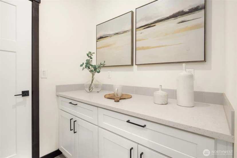 Property photo for 9245 Kelsey Lane Sw, Seattle photo 18