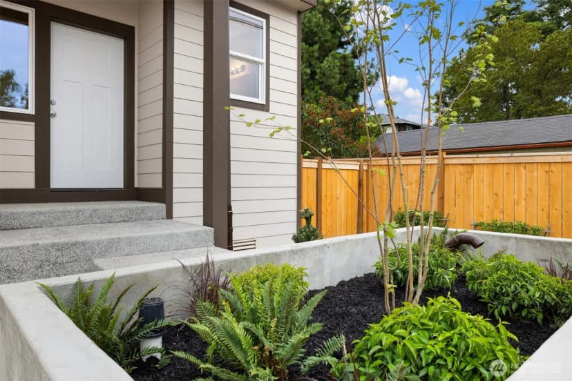 Property photo for 9245 Kelsey Lane Sw, Seattle photo 33