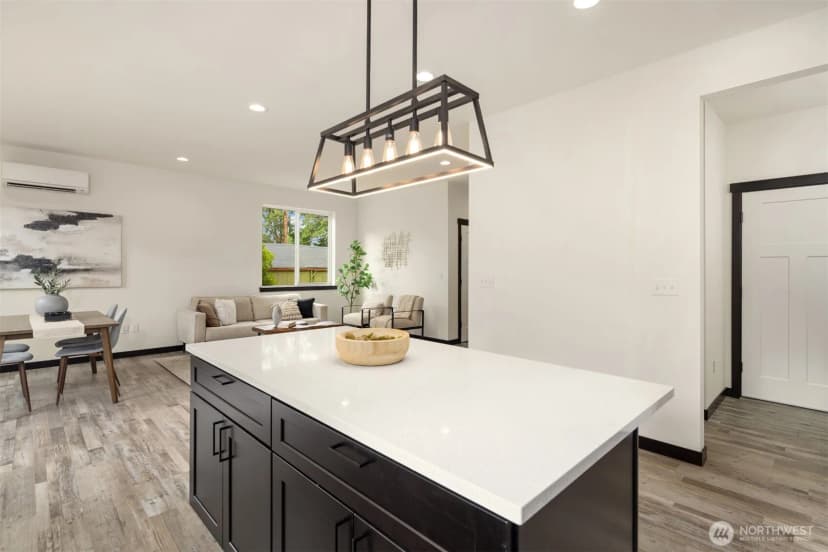 Property photo for 9245 Kelsey Lane Sw, Seattle photo 11