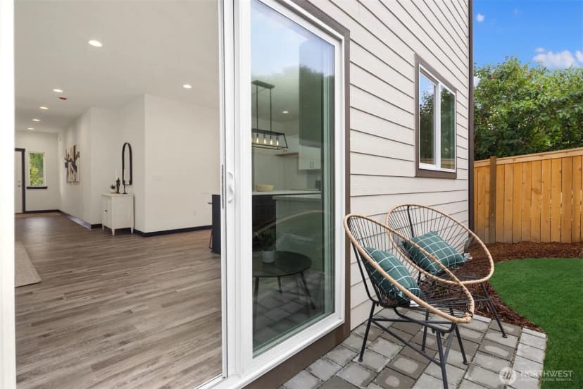 Property photo for 9245 Kelsey Lane Sw, Seattle photo 16