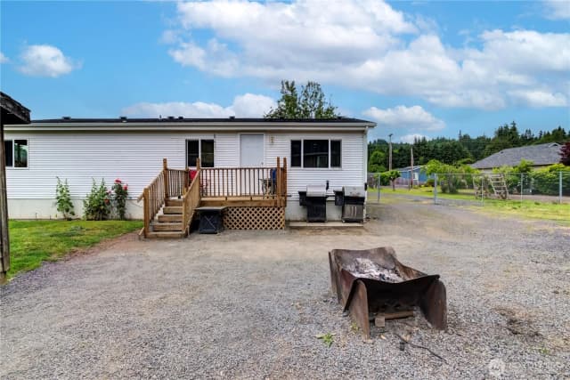 Property photo for 2614 48th Avenue, Longview photo 2