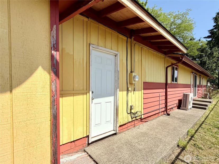 Property photo for 201 Montana Street S, Rainier photo 15