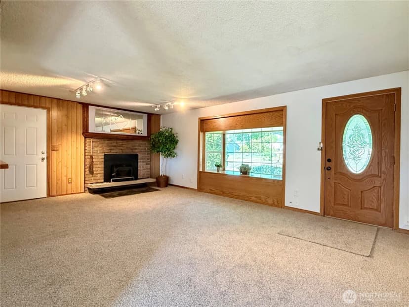 Property photo for 201 Montana Street S, Rainier photo 3