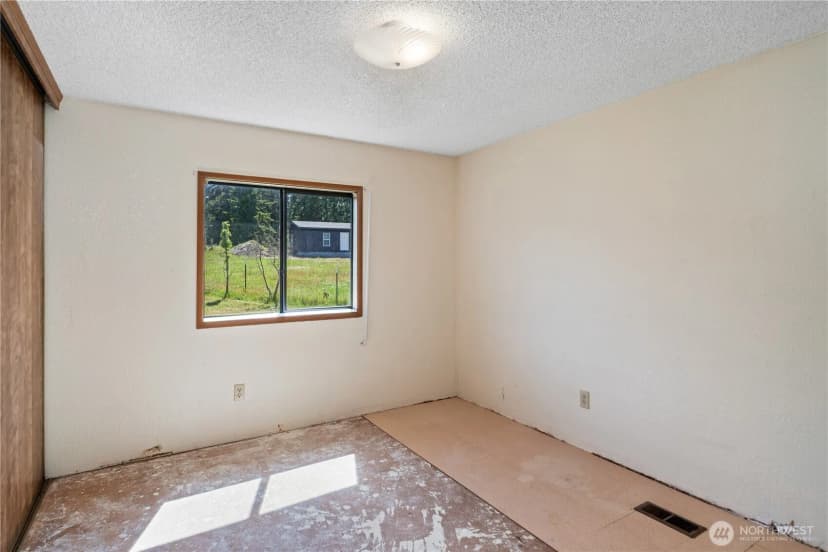 Property photo for 663 Erving Jacobs Road, Port Angeles photo 14