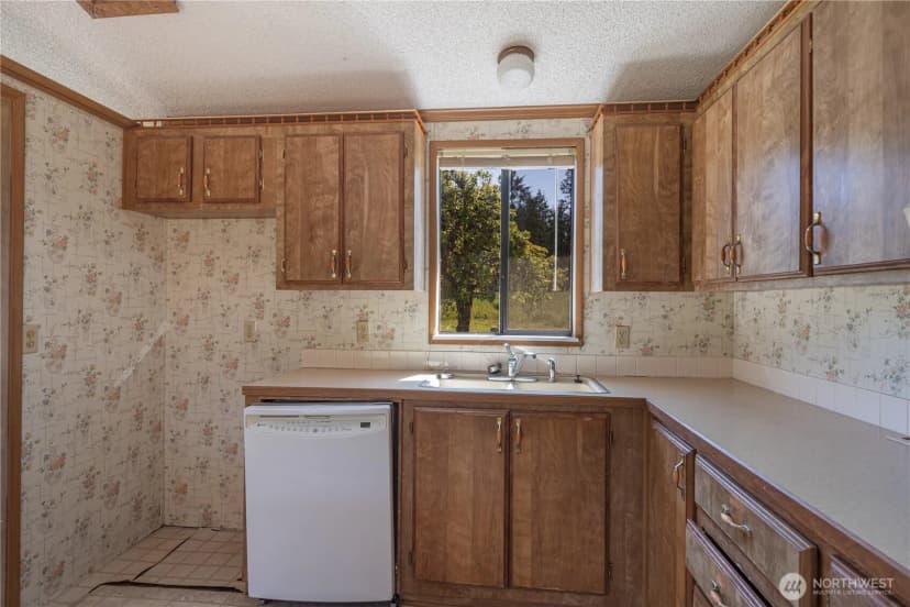 Property photo for 663 Erving Jacobs Road, Port Angeles photo 9