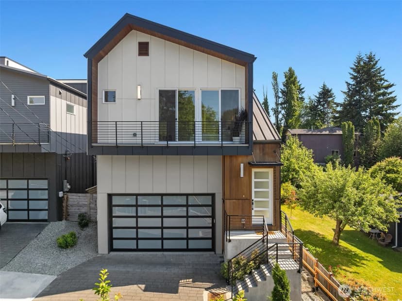 Property photo for 10227 26th Avenue Sw, Seattle