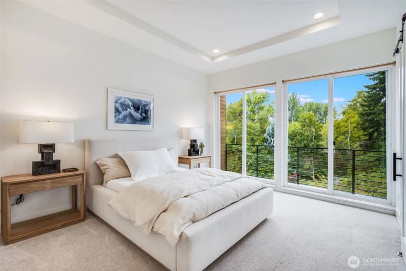 Property photo for 10227 26th Avenue Sw, Seattle photo 17