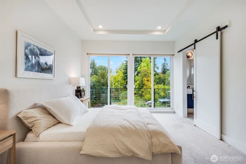 Property photo for 10227 26th Avenue Sw, Seattle photo 18