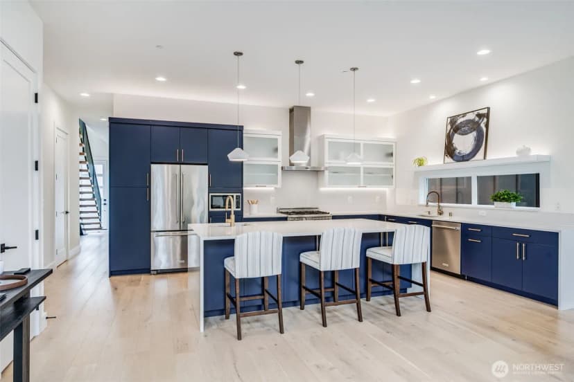 Property photo for 10227 26th Avenue Sw, Seattle photo 13