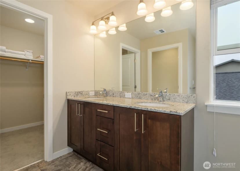 Property photo for 421 Lofgrin Road, Sequim photo 18