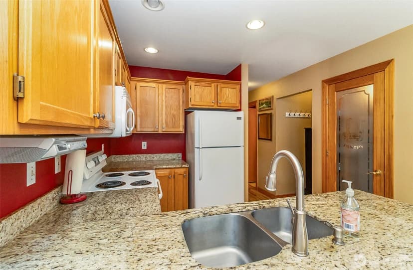 Property photo for 3302 Baker Vista Lane, Lake Stevens photo 13