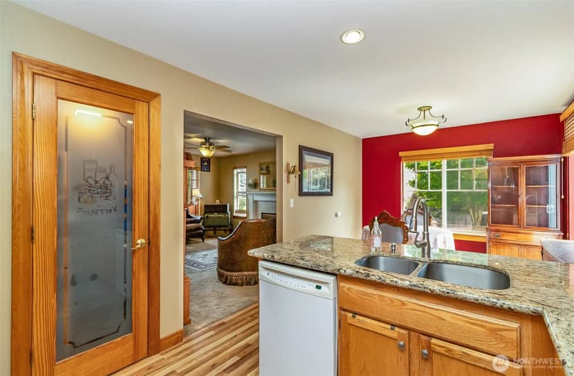 Property photo for 3302 Baker Vista Lane, Lake Stevens photo 17