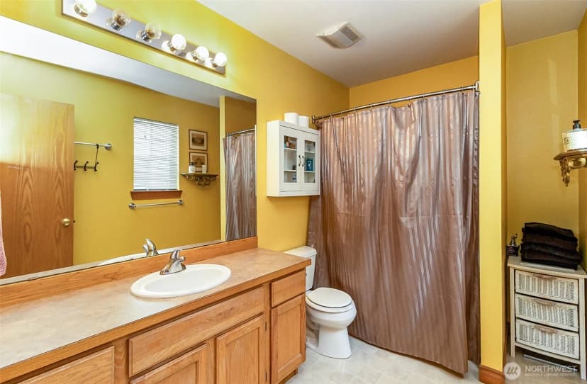 Property photo for 3302 Baker Vista Lane, Lake Stevens photo 35