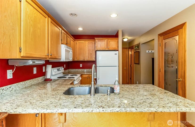 Property photo for 3302 Baker Vista Lane, Lake Stevens photo 15