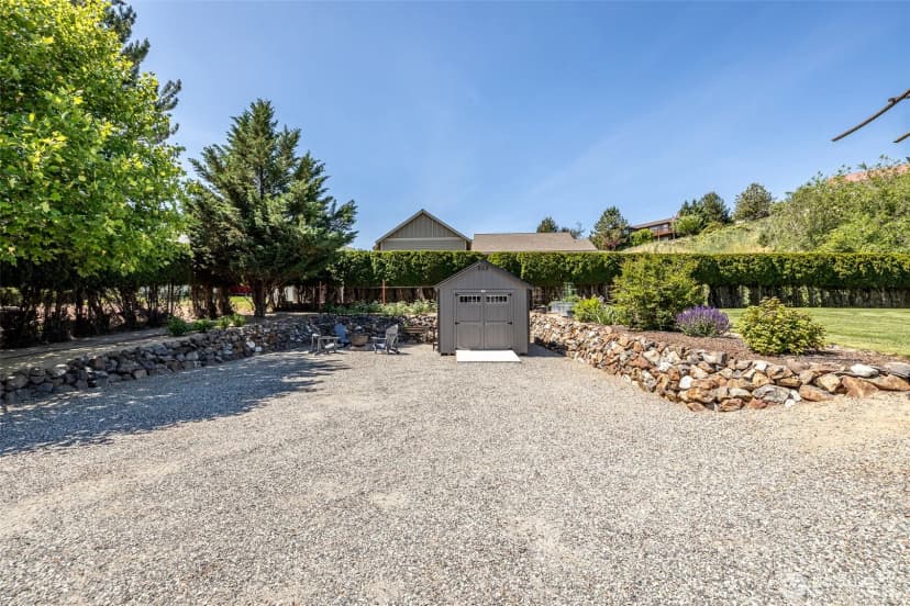 Property photo for 628 Meadows Drive, Wenatchee photo 37