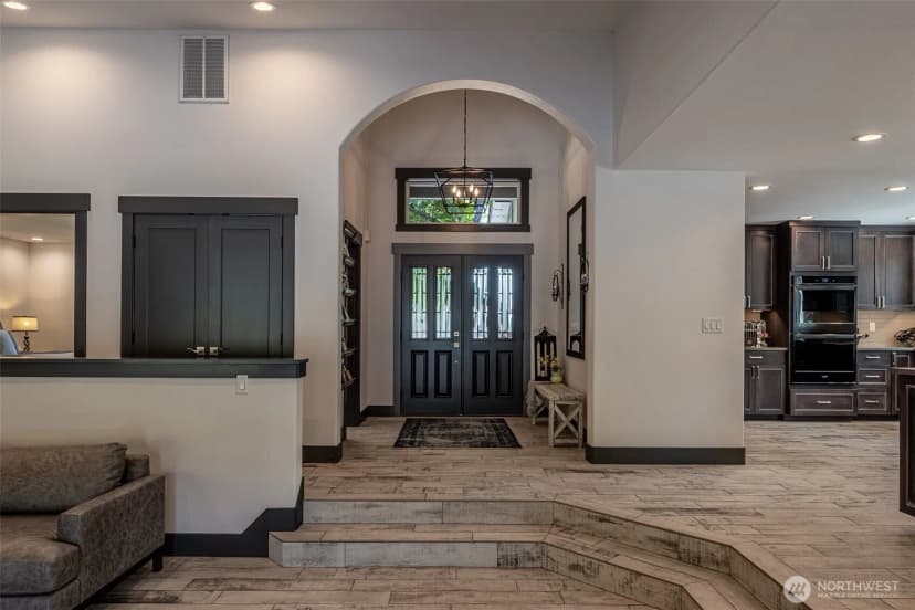 Property photo for 628 Meadows Drive, Wenatchee photo 7