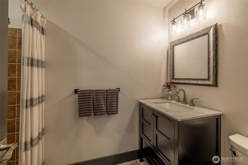 Property photo for 628 Meadows Drive, Wenatchee photo 26
