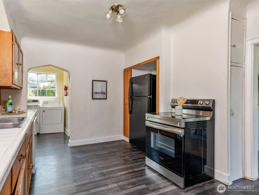 Property photo for 2230 Perry Avenue, Bremerton photo 15