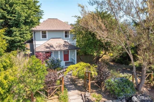 Property photo for 2526 Moore Street, Bellingham