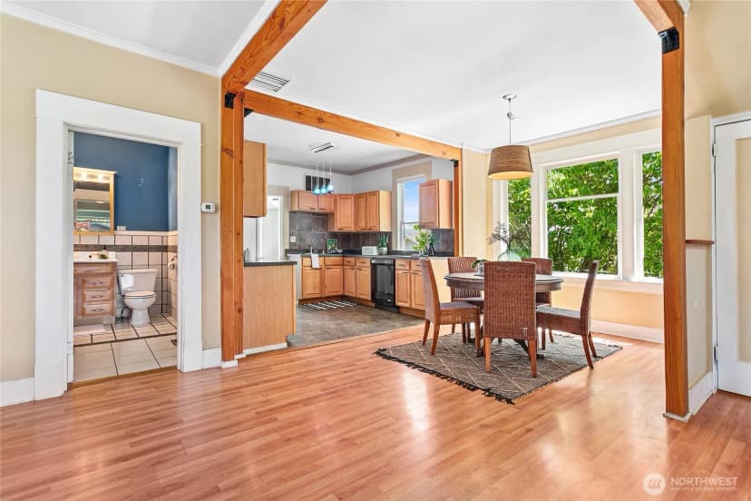 Property photo for 2526 Moore Street, Bellingham photo 12