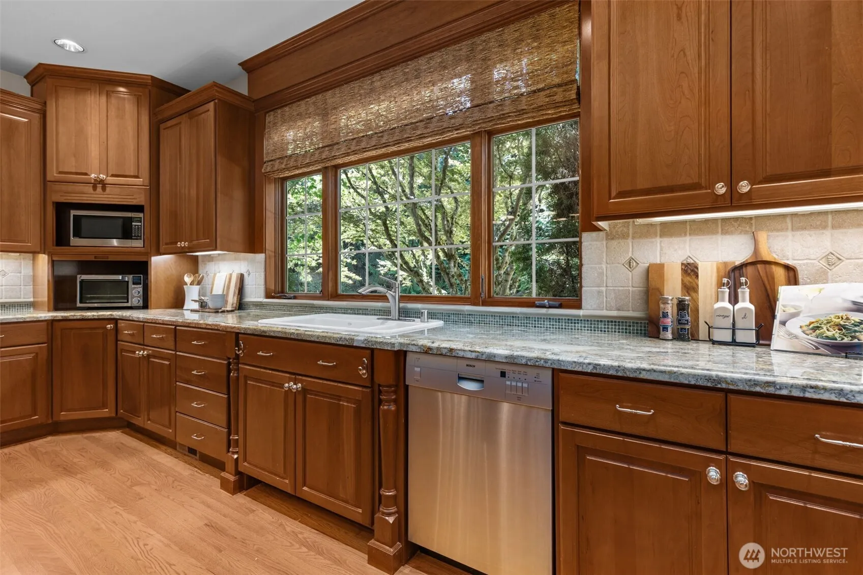 Property photo for 15821 Ne 164th Street, Woodinville photo 9