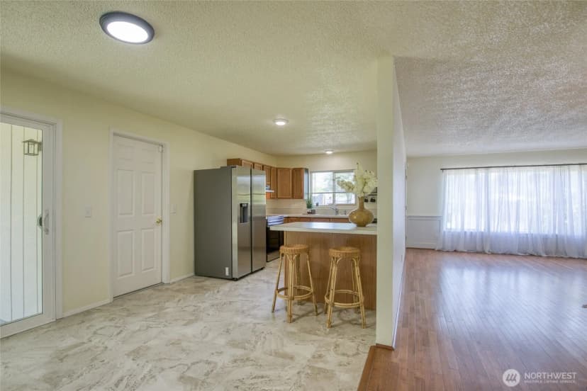 Property photo for 1813 Harding Road, Aberdeen photo 10