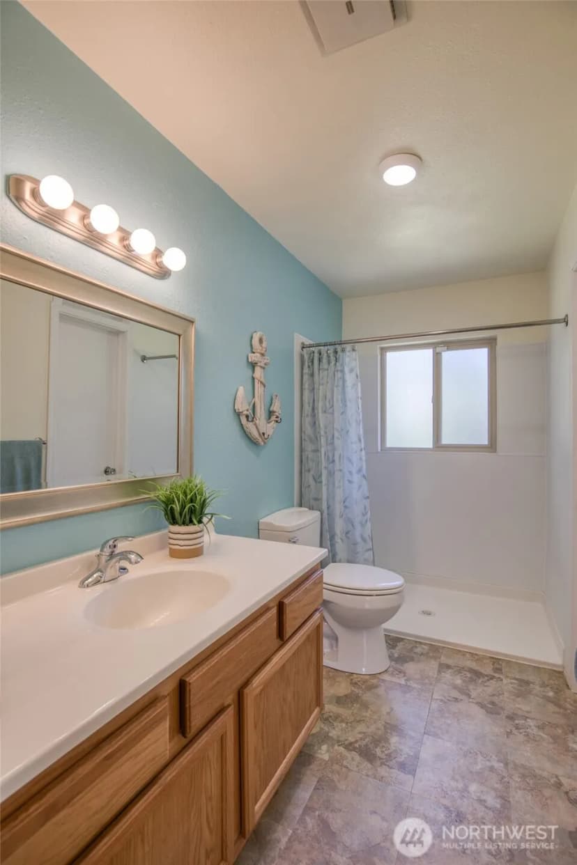 Property photo for 1813 Harding Road, Aberdeen photo 18