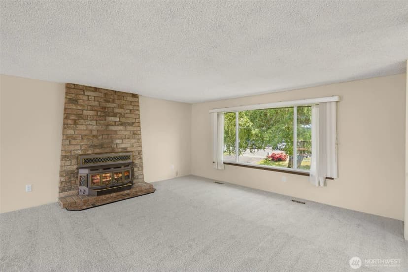 Property photo for 17122 40th Avenue W, Lynnwood photo 9