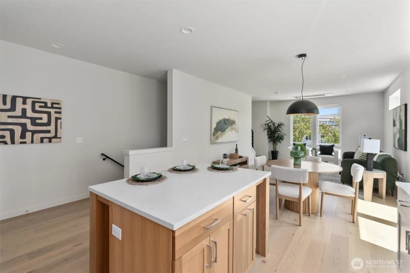 Property photo for 4521 A Bagley Avenue N, Seattle photo 8