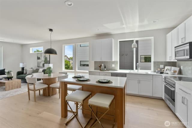 Property photo for 4521 A Bagley Avenue N, Seattle photo 5