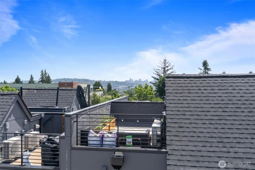 Property photo for 4521 A Bagley Avenue N, Seattle photo 27