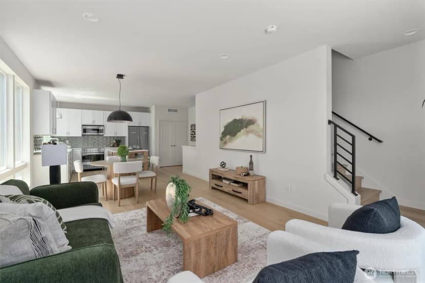 Property photo for 4521 A Bagley Avenue N, Seattle photo 11