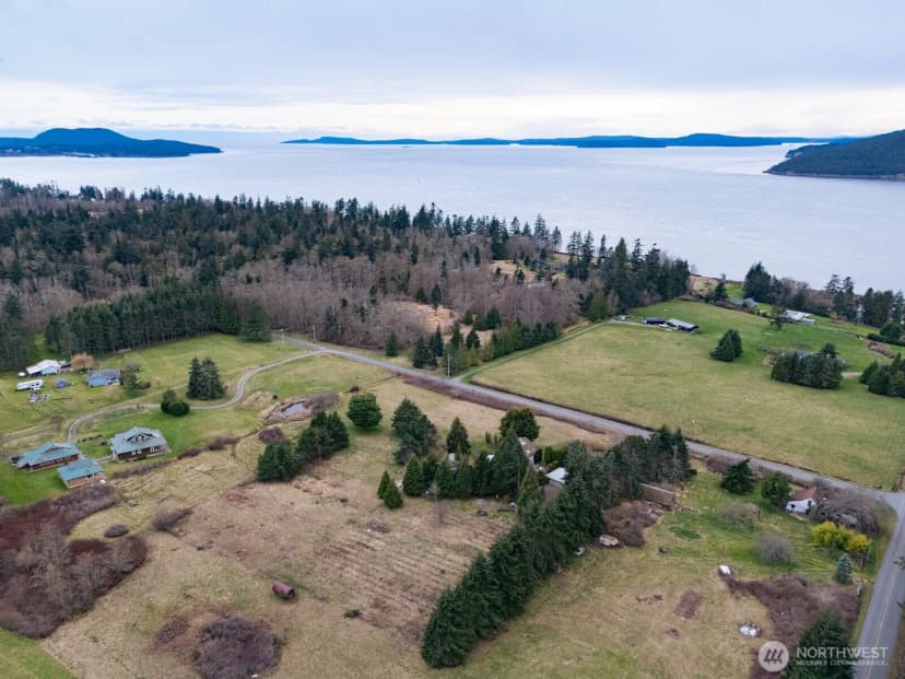 Property photo for 6571 West Shore Drive, Anacortes photo 15