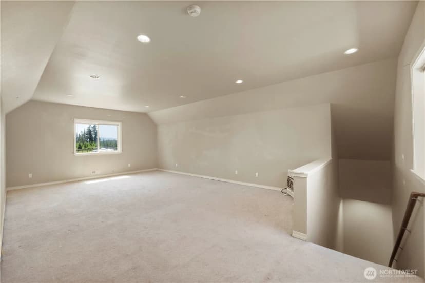 Property photo for 4309 324th Street E, Eatonville photo 30