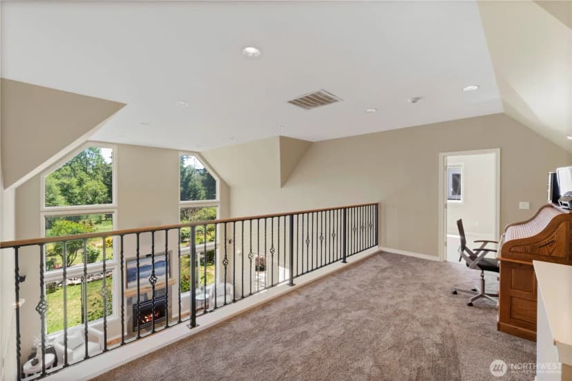 Property photo for 4309 324th Street E, Eatonville photo 23