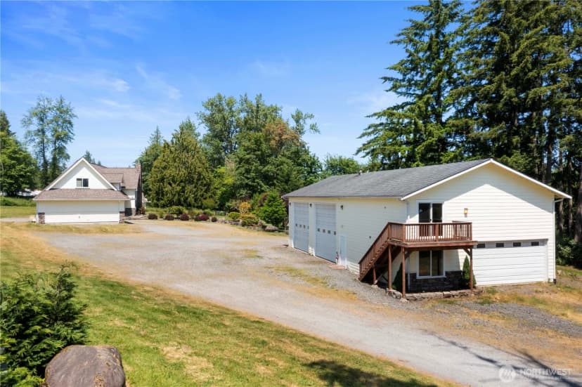 Property photo for 4309 324th Street E, Eatonville photo 31