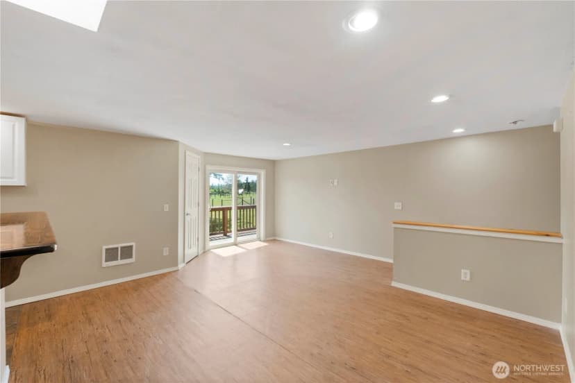 Property photo for 4309 324th Street E, Eatonville photo 36
