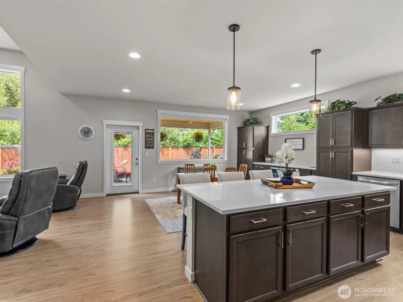Property photo for 752 Parkland Loop, Sedro Woolley photo 11