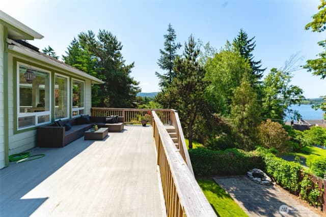 Property photo for 2921 Haggin Street, Bellingham photo 3