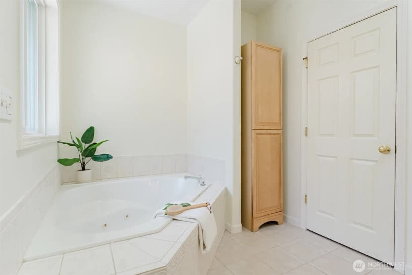 Property photo for 2921 Haggin Street, Bellingham photo 26
