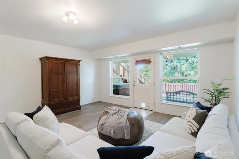 Property photo for 2921 Haggin Street, Bellingham photo 30
