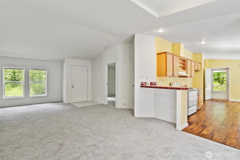 Property photo for 7515 304th Street E, Graham photo 14