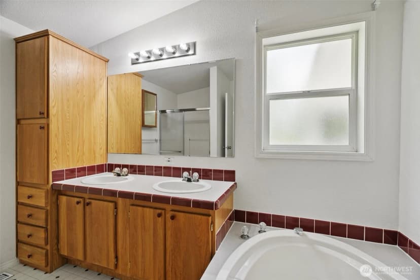Property photo for 7515 304th Street E, Graham photo 25