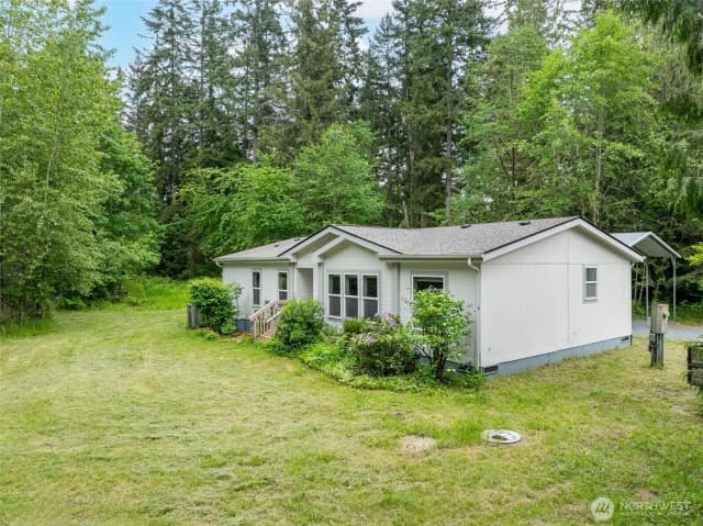 Property photo for 7515 304th Street E, Graham photo 2