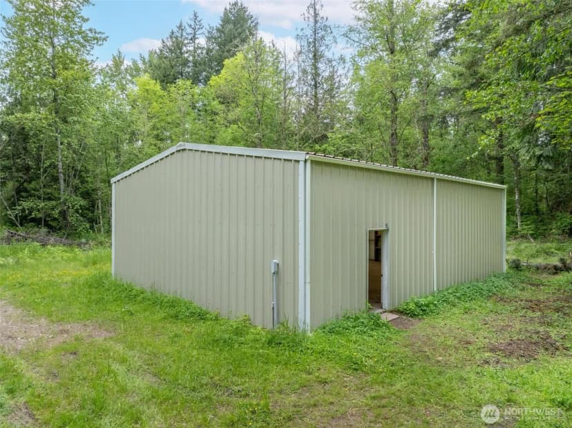 Property photo for 7515 304th Street E, Graham photo 35