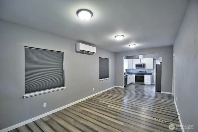 Property photo for 1015 N Pearl Street, Centralia photo 6