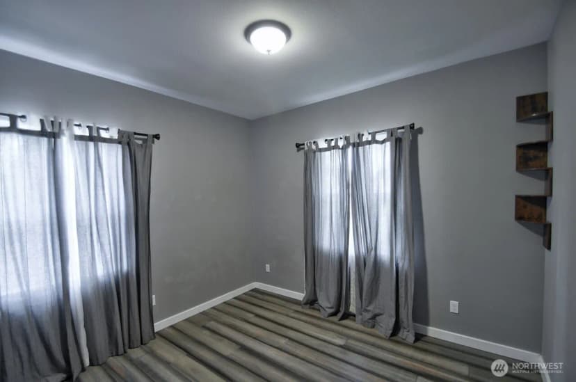 Property photo for 1015 N Pearl Street, Centralia photo 10