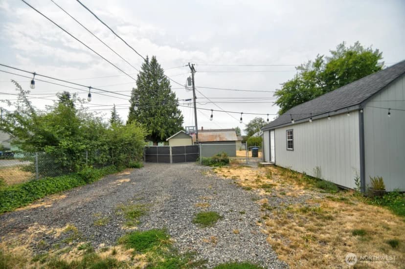 Property photo for 1015 N Pearl Street, Centralia photo 23