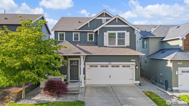 Property photo for 2237 55th Street Se, Auburn